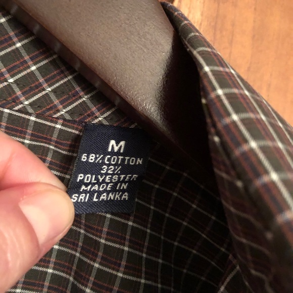 Classic - TravelSmart - button down - Picture 3 of 7